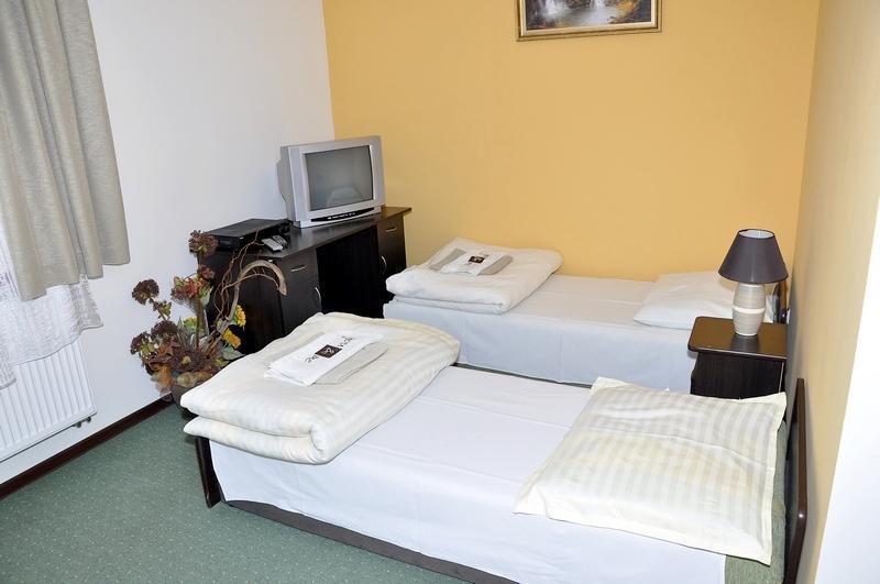 Bed and Breakfast Stary Dwor Żywiec Exterior foto